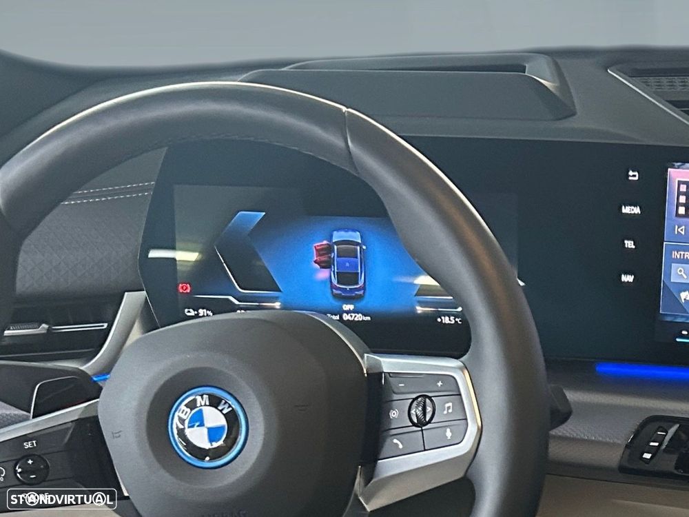 BMW ix2 eDrive20 Pack Desportivo M Pro - 16