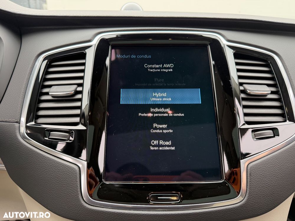 Volvo XC 90 T8 AWD Recharge Geartronic Inscription Edition - 30