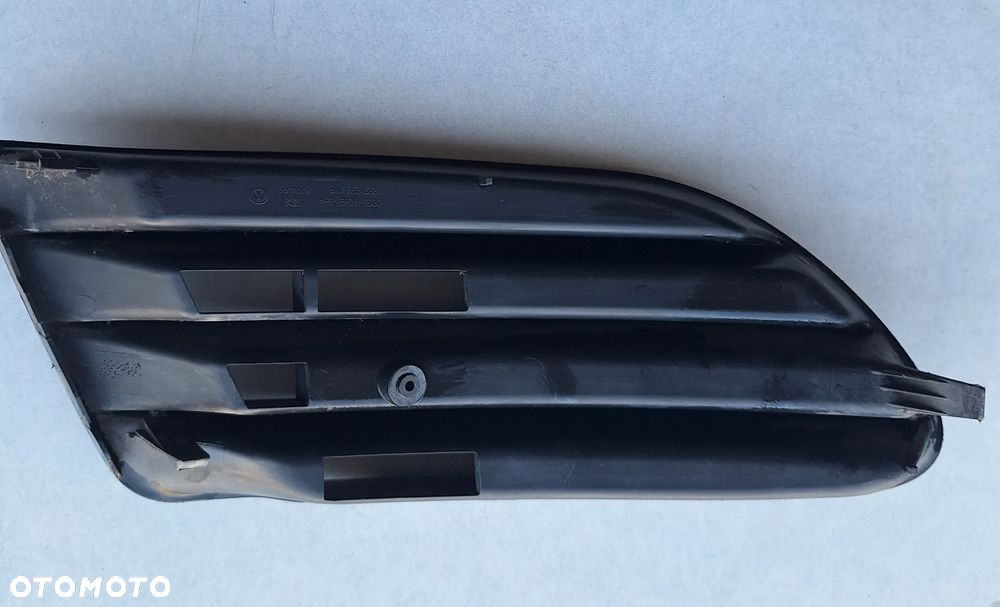 KRATKA ZDERZAKA PRAWA 5M0853666- VW GOLF V PLUS - 2
