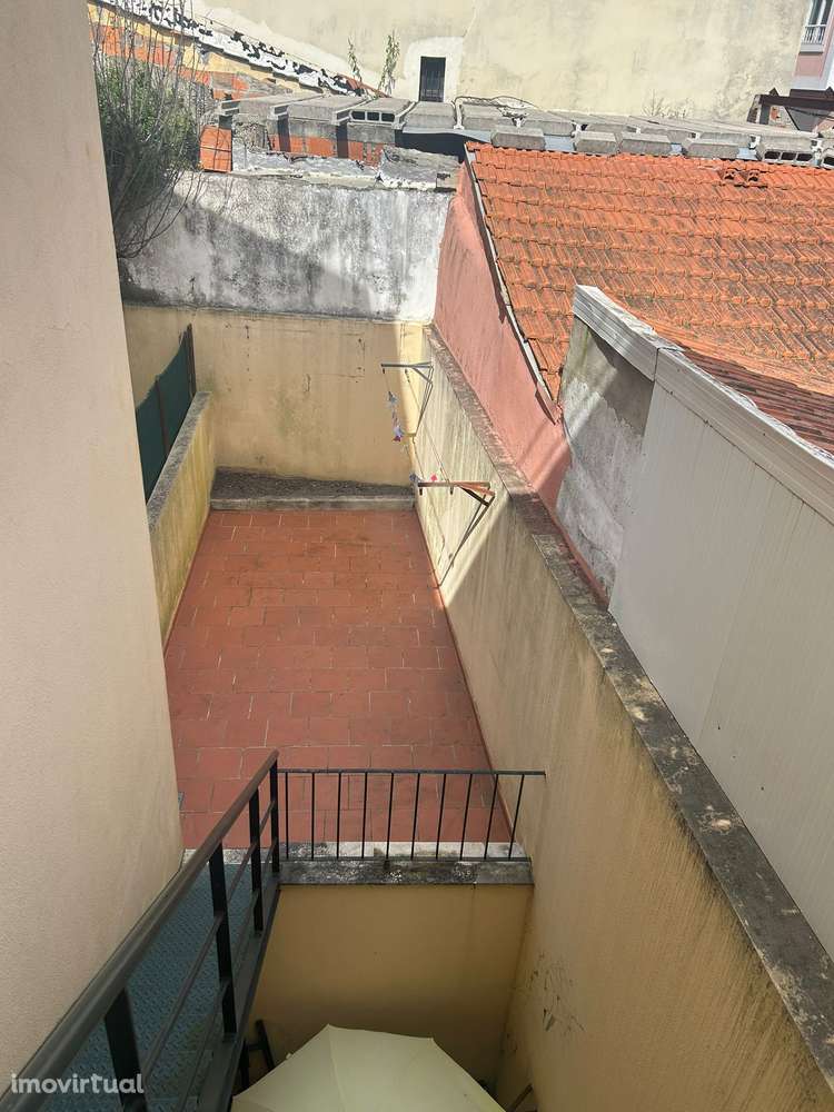 Apartamento T3 Duplex com Terraço em Graça -  Lisboa - Grande imagem: 4/13