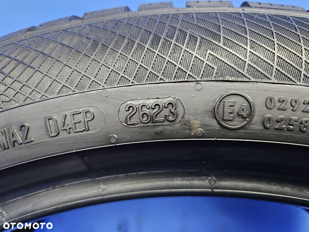 OPONA zimowa CONTINENTAL WinterContact 245/45 R19 23 rok 7mm - 8