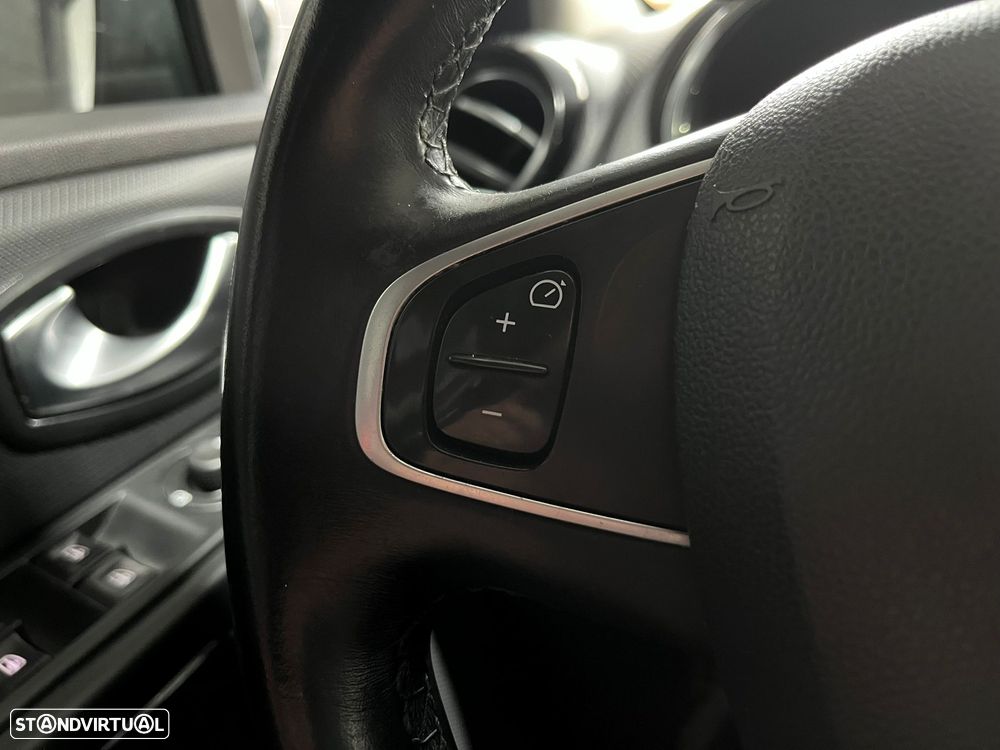 Renault Clio ENERGY TCe 120 EDC Intens - 20