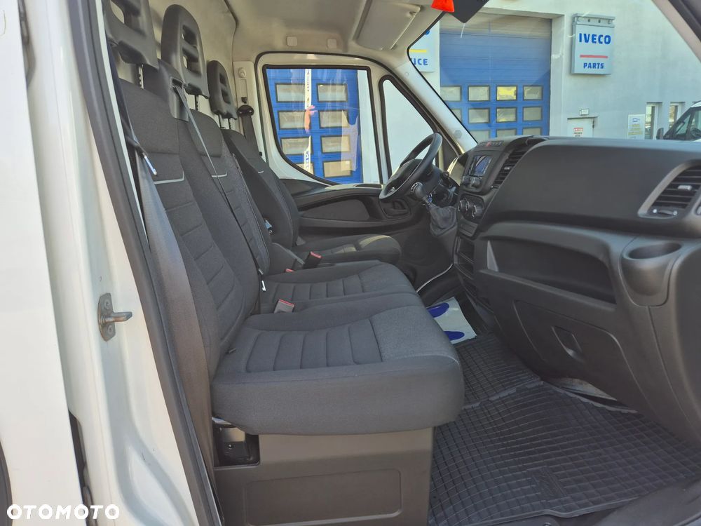 Iveco 35S18V (32725) - 12