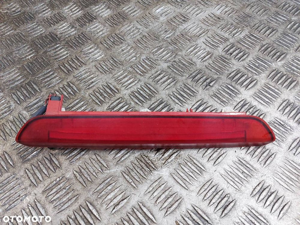 STOPKA TRZECIE ŚWIATŁO STOP SKODA OCTAVIA I KOMBI 1U9945097 - 5