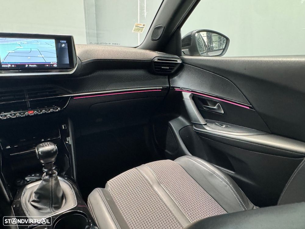 Peugeot 2008 1.5 BlueHDi GT - 22
