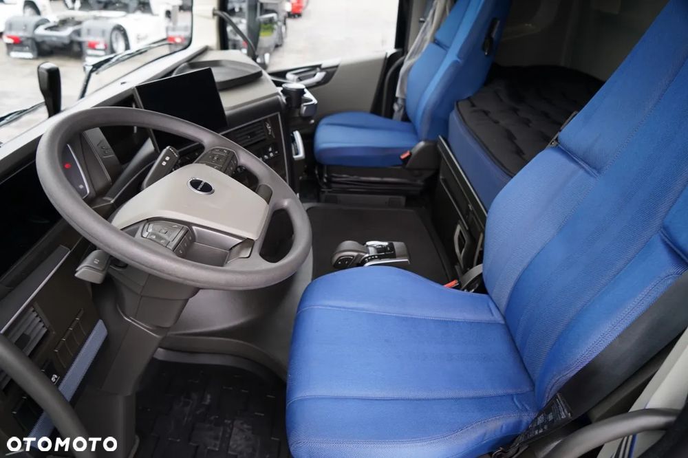 Volvo FH 500  / 2025 ROK / 88 TYS KM / XXL  / I-SHIFT - 25
