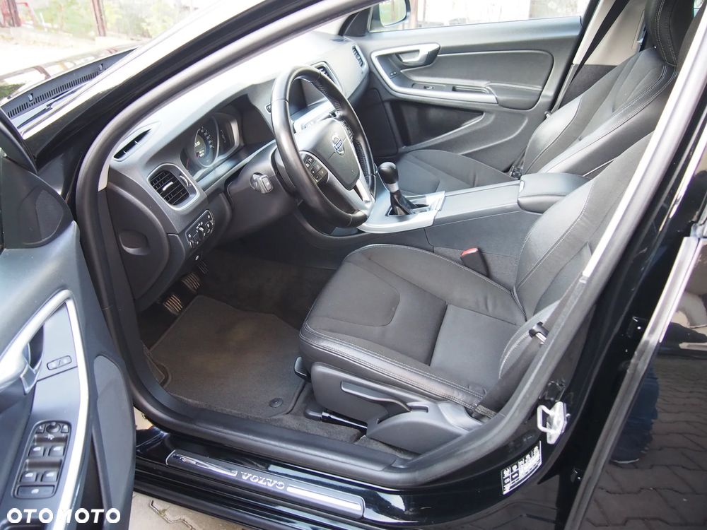 Volvo V60 D2 Edition - 6