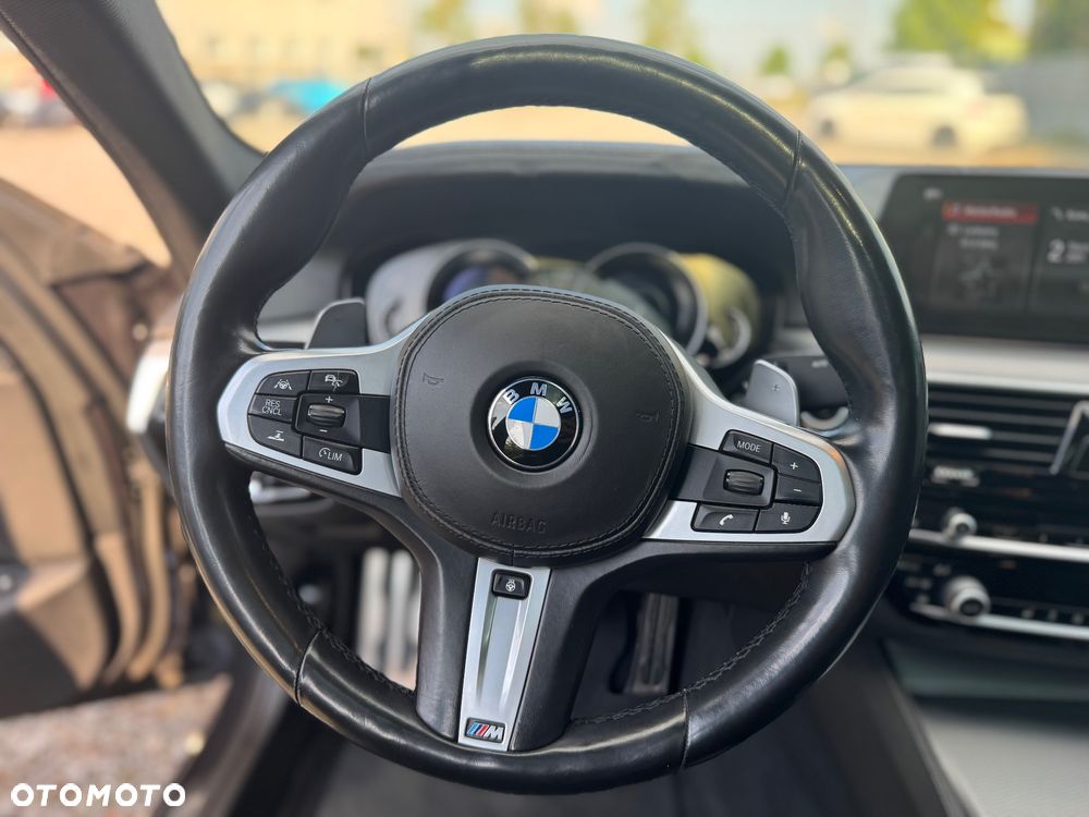 BMW Seria 5 530e iPerformance GPF M Sport sport - 11