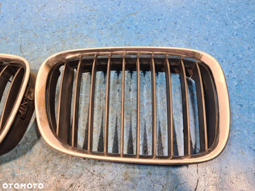 BMW 5 E39  ATRAPA / GRILL - 3