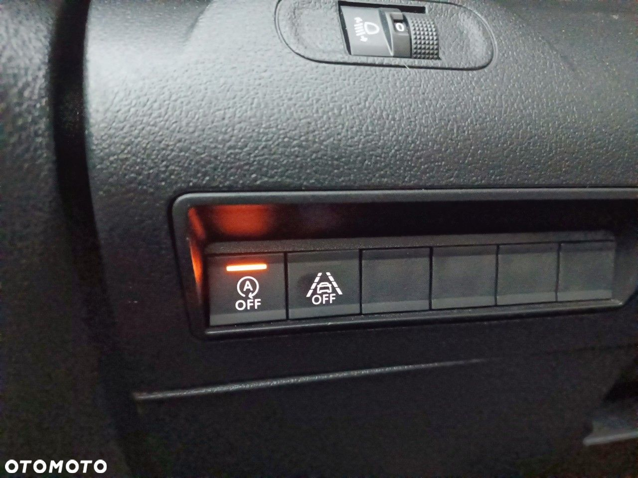 Peugeot Rifter 1.5 BlueHDI Active Pack S&S - 18