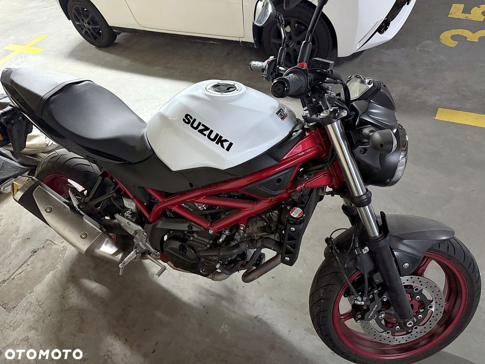 Suzuki SV