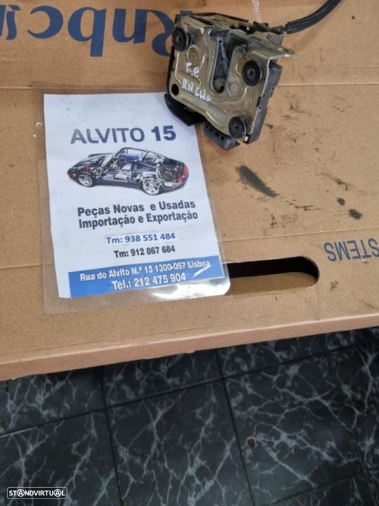 fechadura da porta frente esquerda Renault Clio 2000 - 2