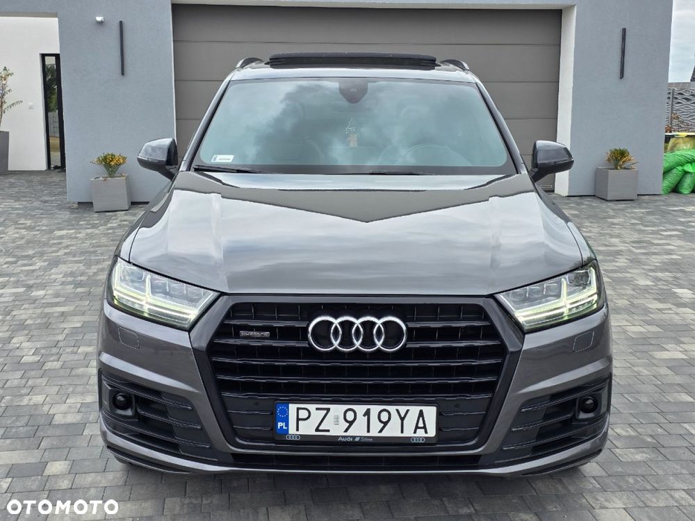 Audi Q7 - 40