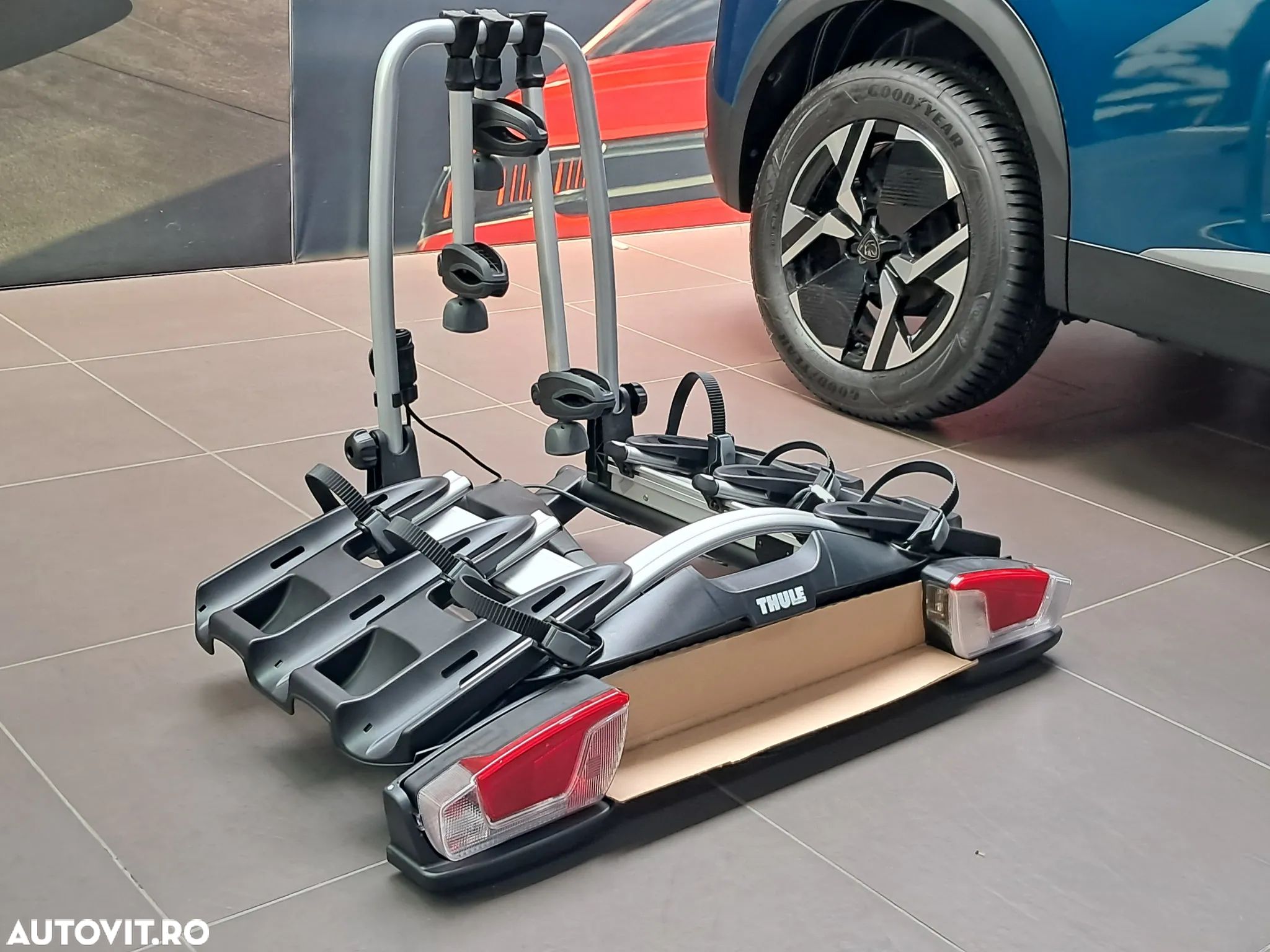 Suport pentru 3 biciclete Thule Coach 276 - 1
