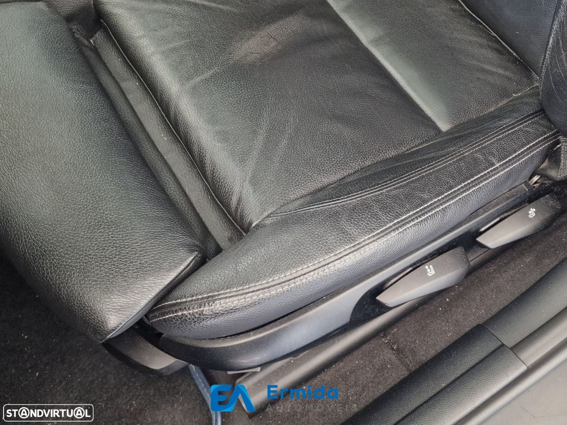 BMW 320 d Touring LifeStyle Auto - 27