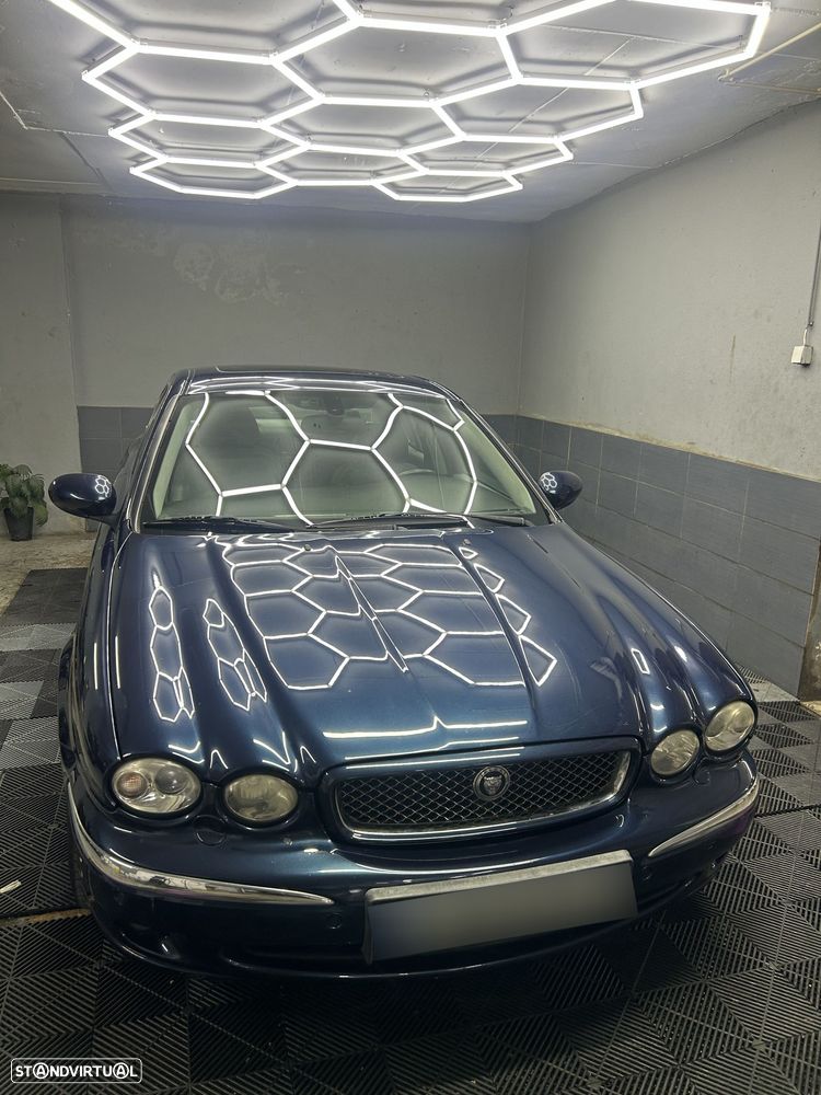 Jaguar X-Type 3.0 V6 Executive - 4