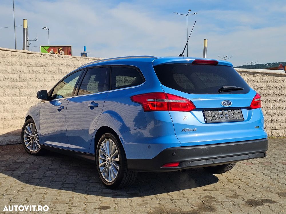 Ford Focus 1.0 EcoBoost Start-Stopp-System TITANIUM - 4
