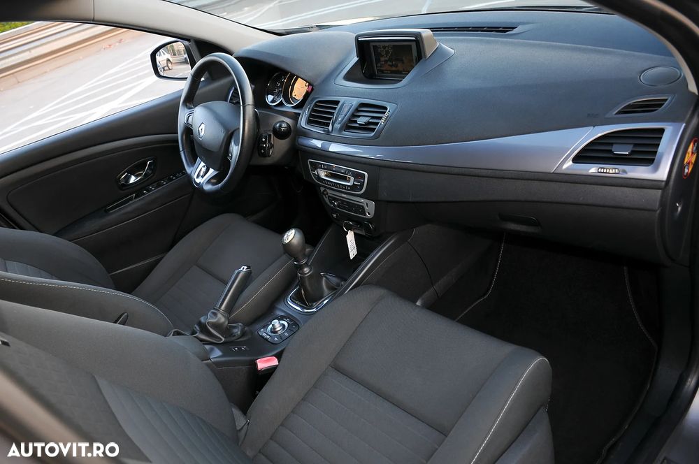 Renault Megane ENERGY dCi Intens - 11