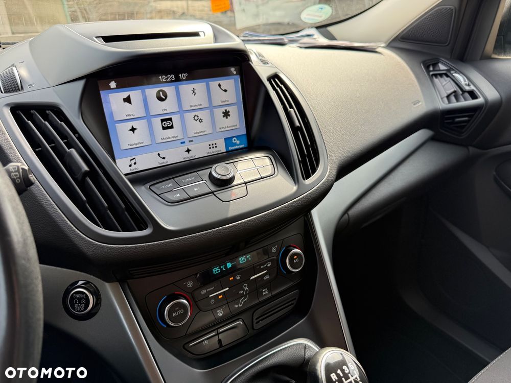 Ford Kuga - 15