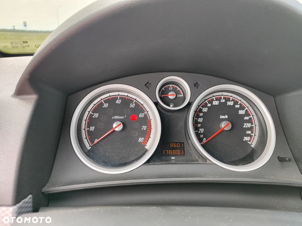 Opel Astra 1.8 Sport - 11