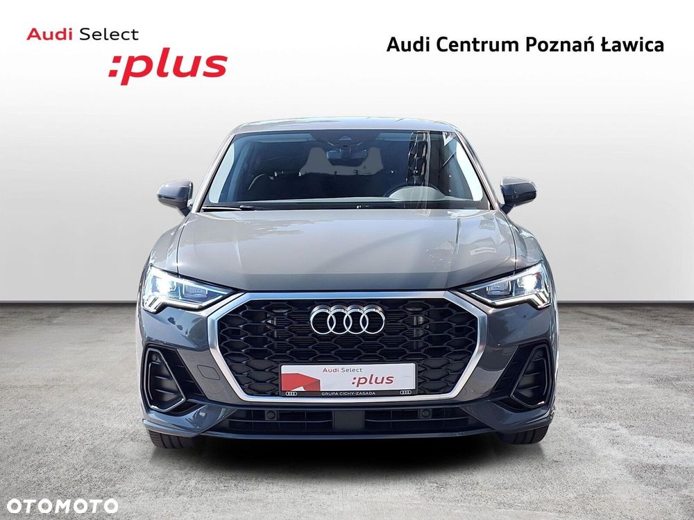 Audi Q3 Sportback - 9