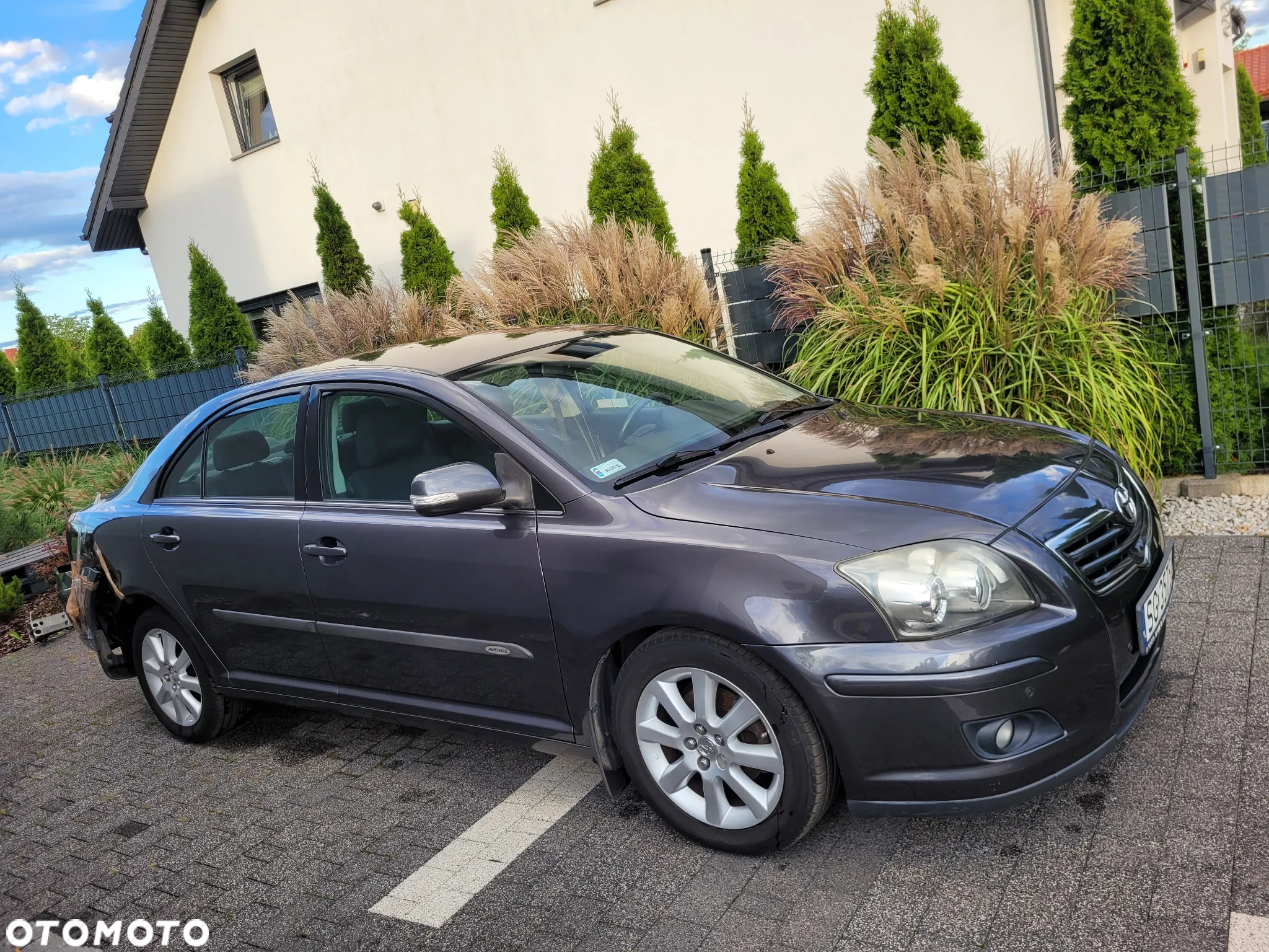 Toyota Avensis 1.8 VVT-i Sol - 9