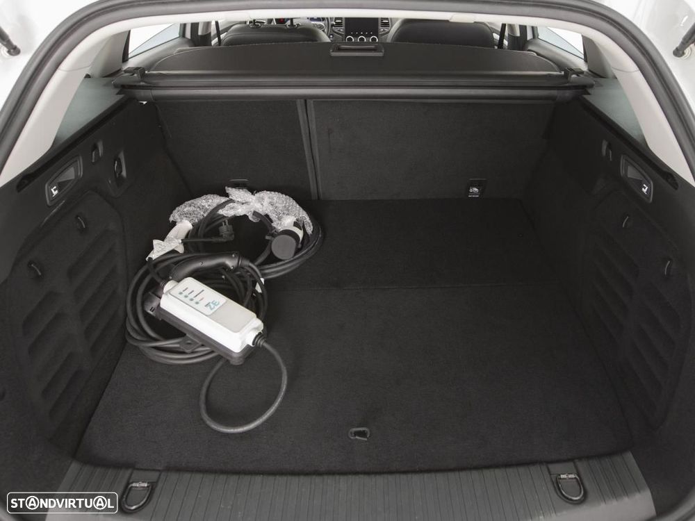 Renault Mégane Sport Tourer 1.6 E-Tech Plug-In Intens - 14