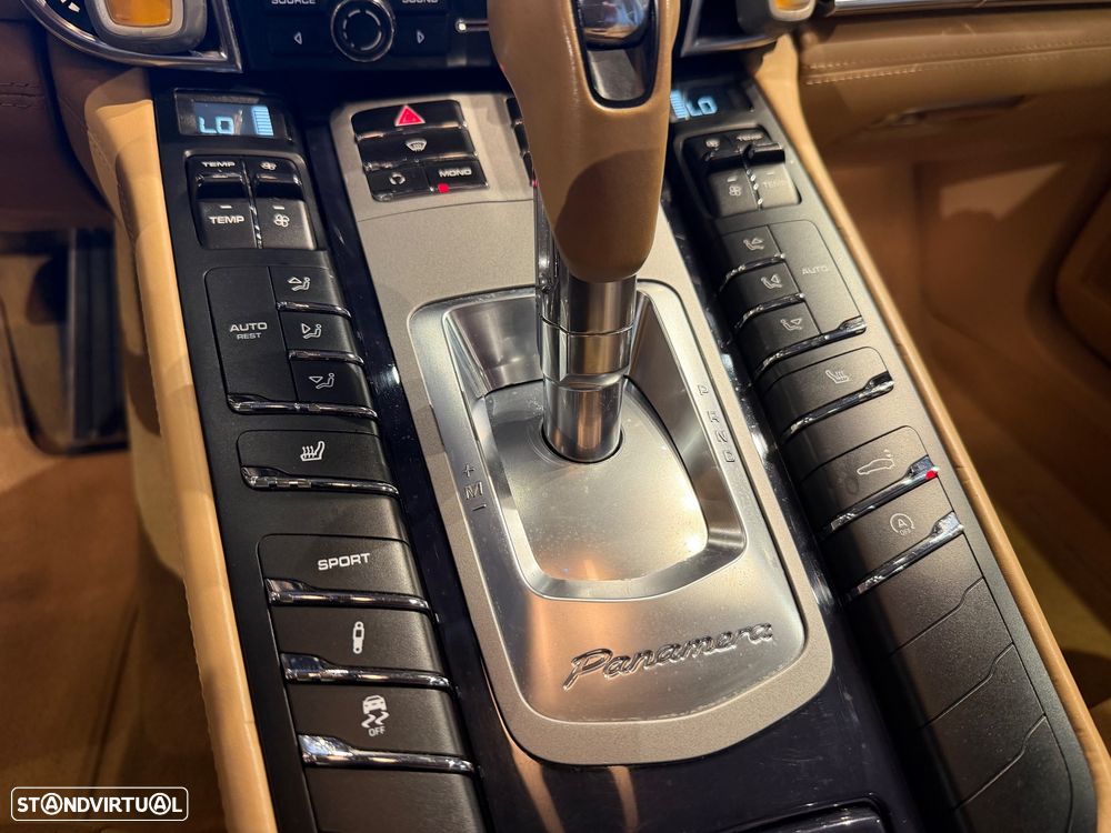Porsche Panamera Platinum Edition - 46