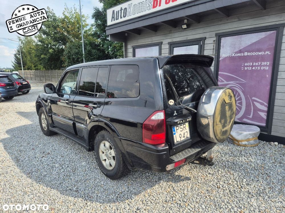 Mitsubishi Pajero - 7
