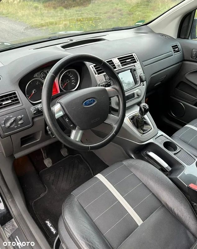 Ford Kuga 2.0 TDCi Titanium - 6