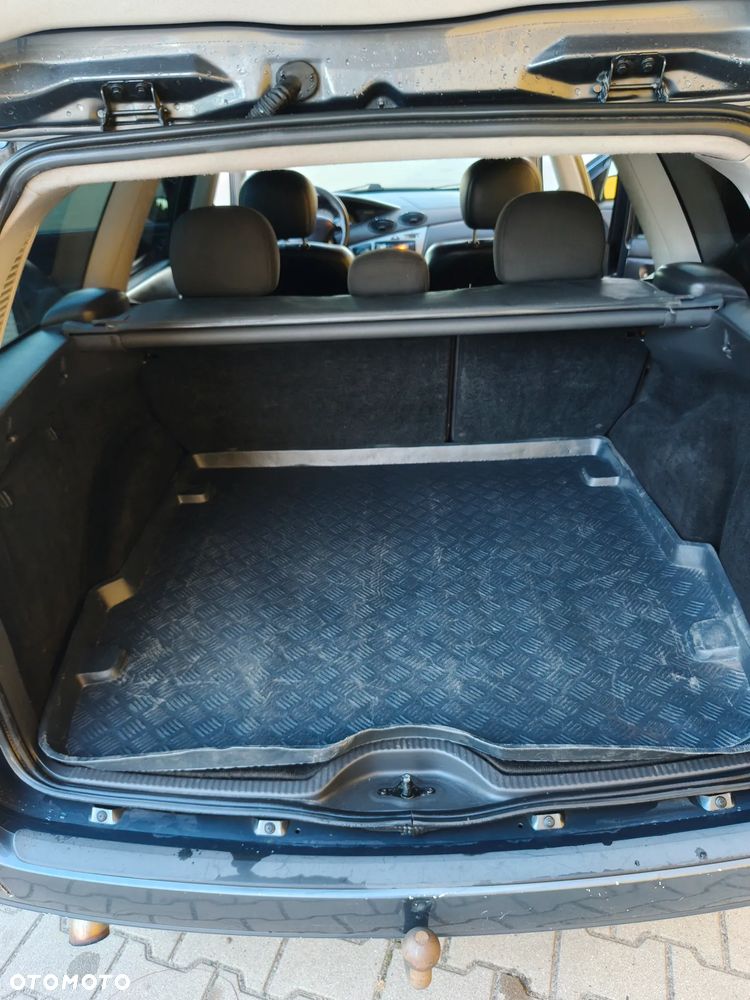 Ford Focus - 11