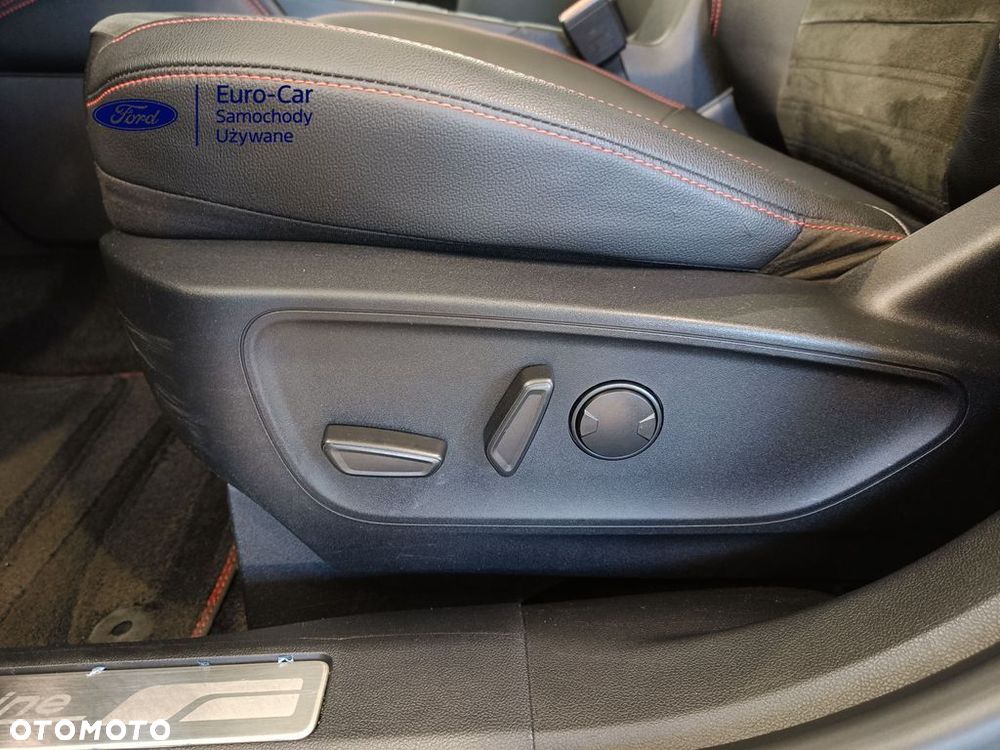 Ford Kuga 2.5 Duratec PHEV ST-LINE X - 14