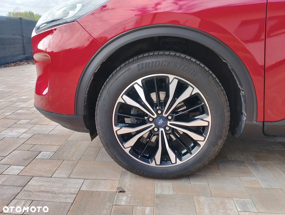 Ford Kuga - 5