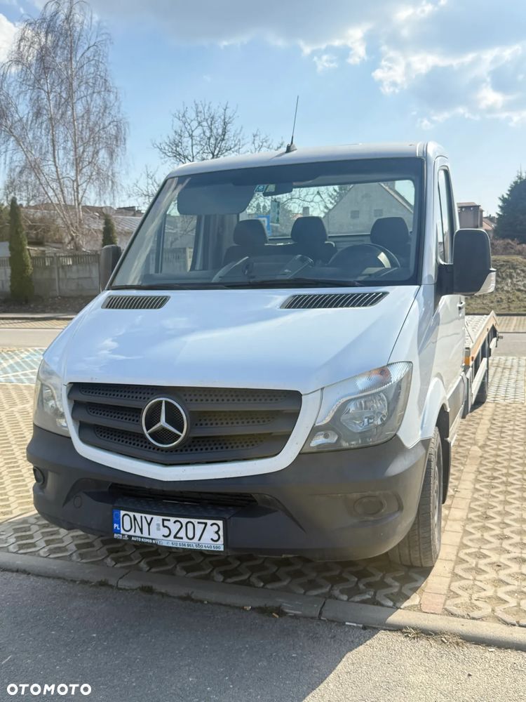 Mercedes-Benz Sprinter - 2