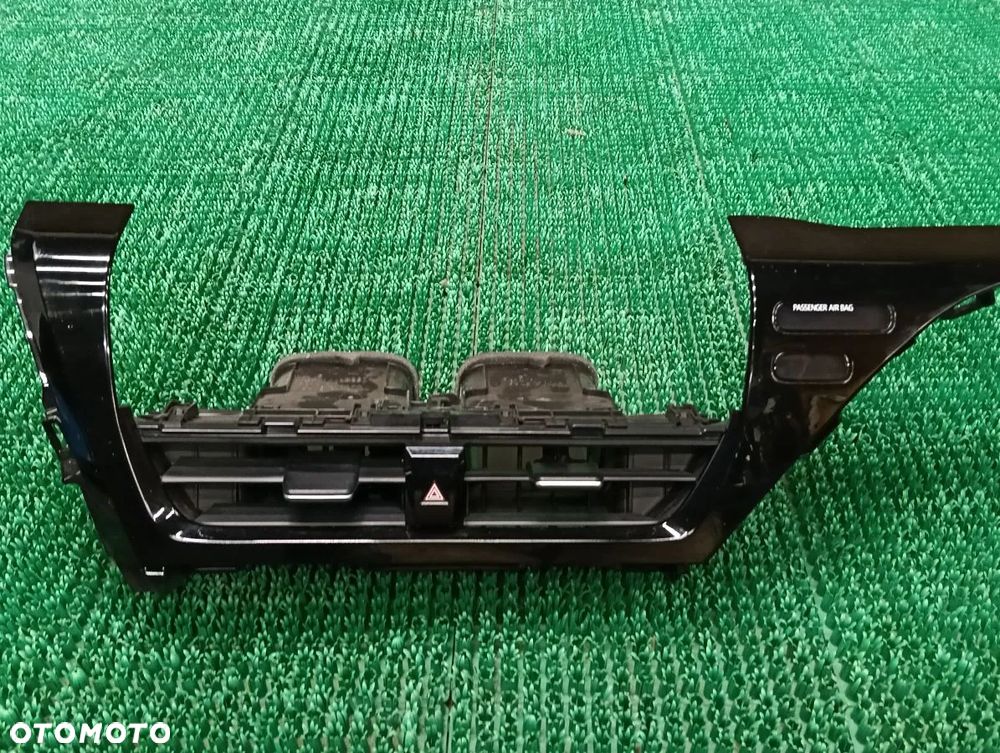 TOYOTA CAMRY 19-24r Dekor Listwa Kratka Nawiewu - 2
