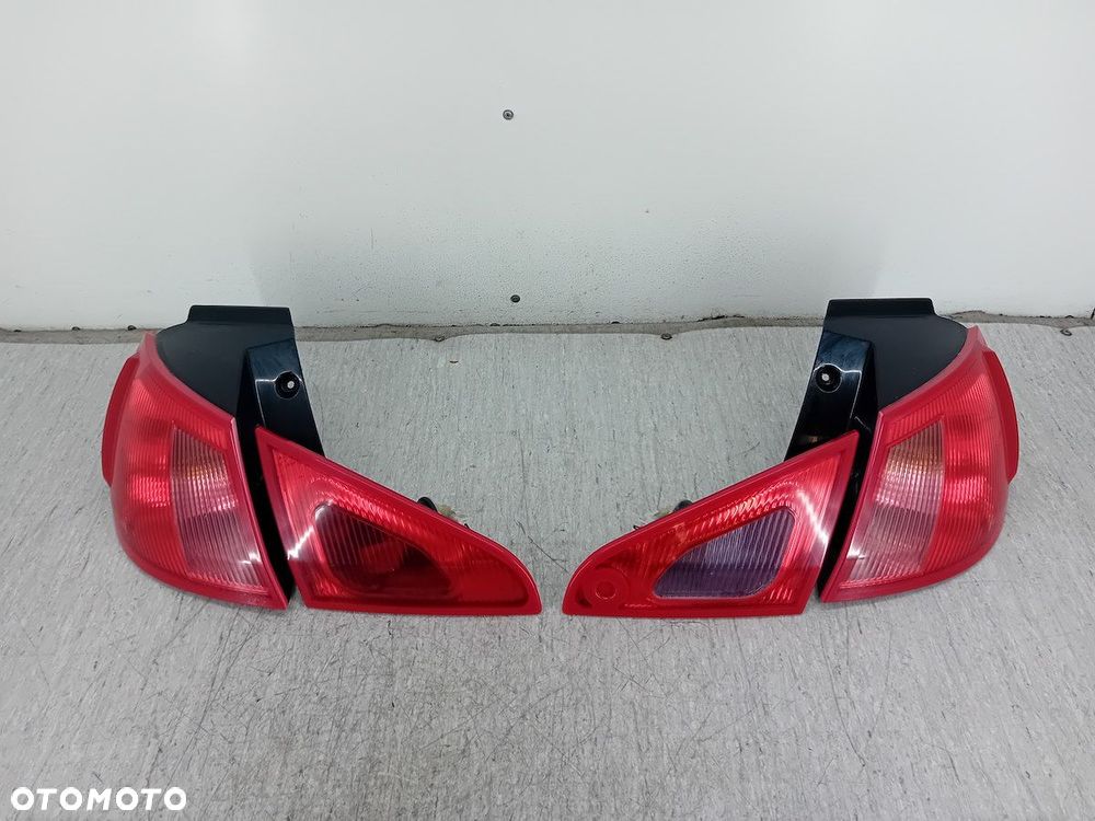 LAMPY TYŁ KOMPLET MITSUBISHI COLT VI MR957365  MR957366  MN105623  MN105626 - 7
