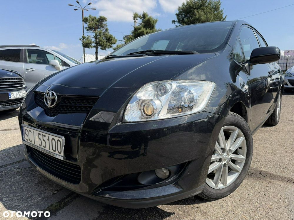 Toyota Auris - 2