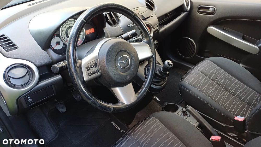 Mazda 2 1.3 Exclusive - 11