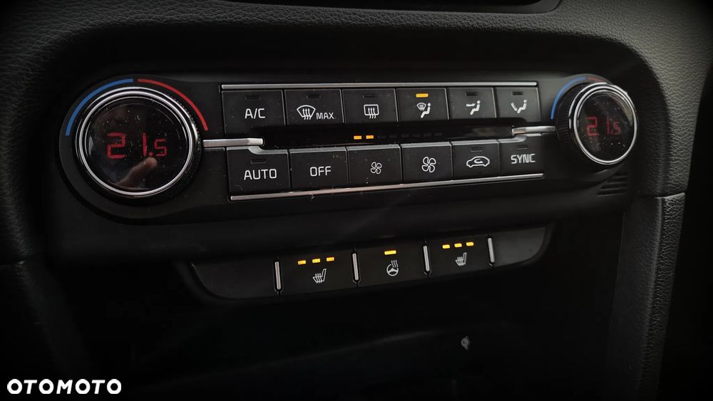 Kia Ceed 1.5 T-GDI Business Line - 8