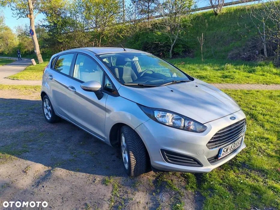 Ford Fiesta 1.25 SYNC Edition - 2