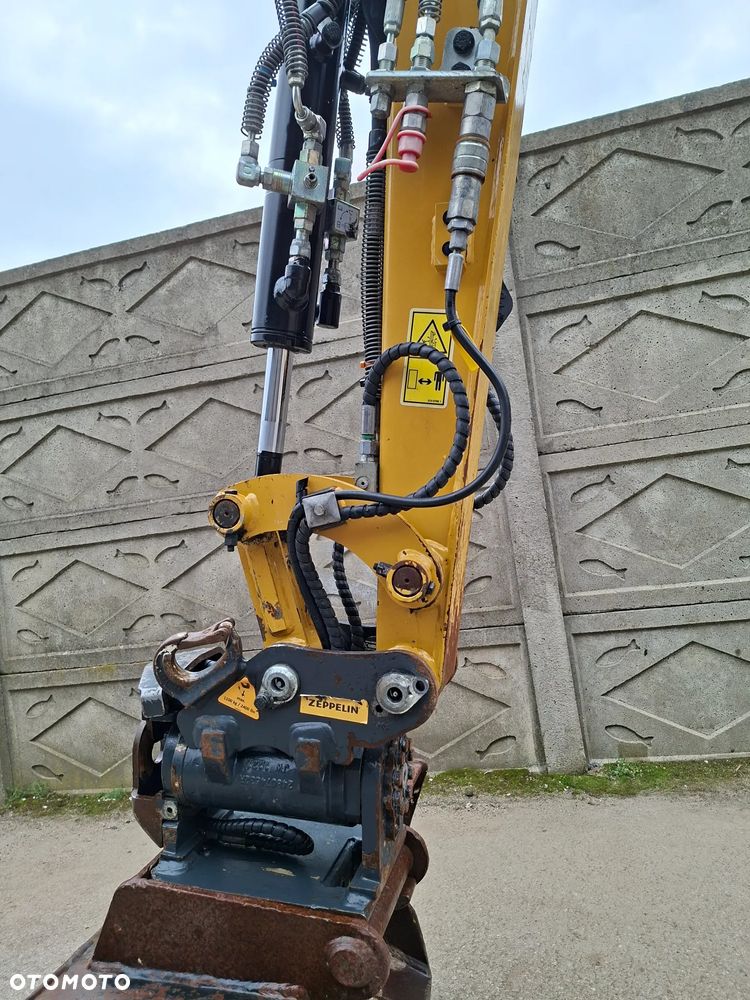 Caterpillar 301.8 05A Powertilt klimatyzacja radio - 19