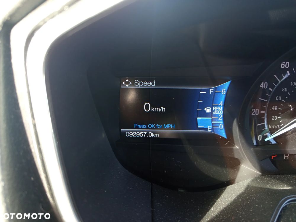 Ford Fusion 2.0 EcoBoost Titanium - 11