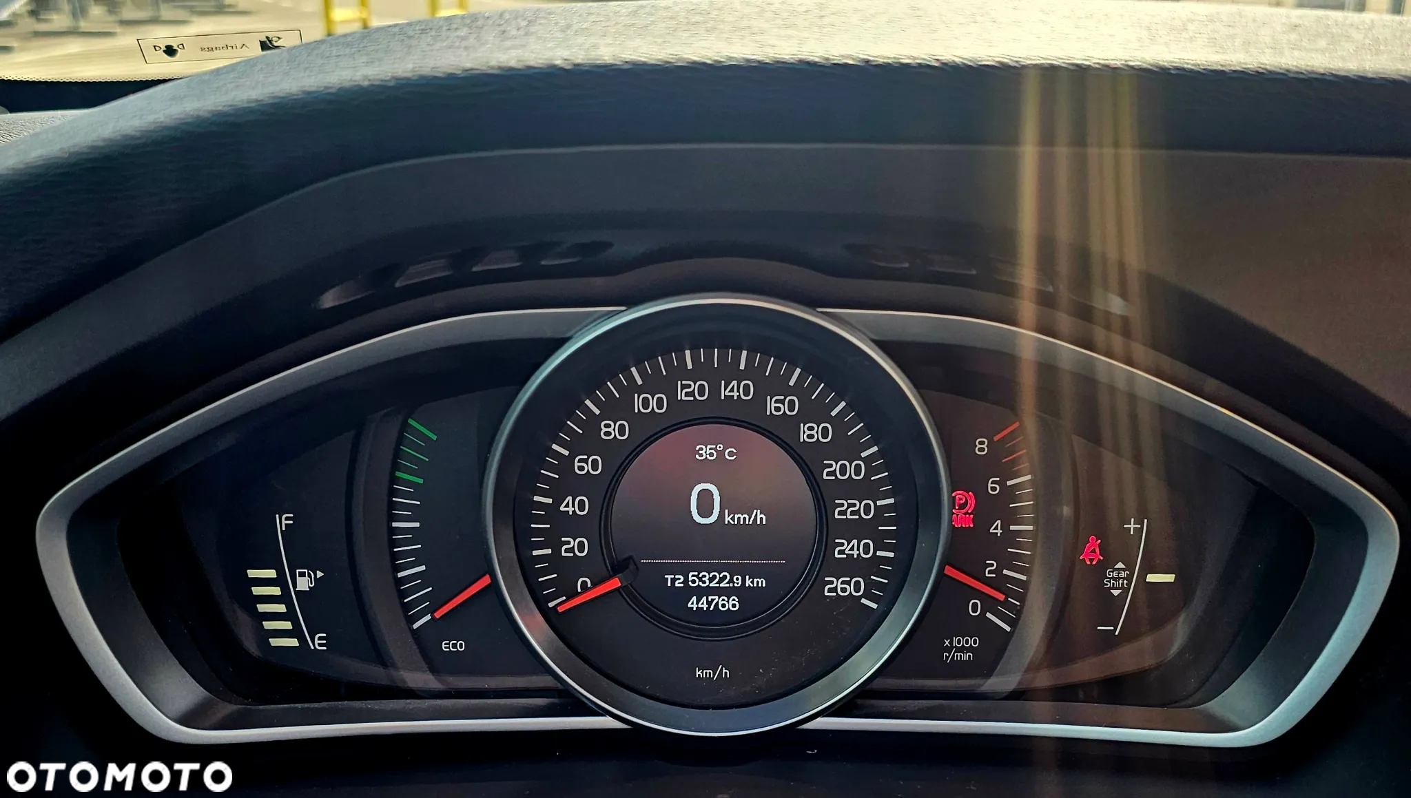 Volvo V40 - 20