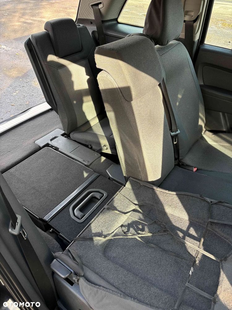 Opel Zafira 1.9 CDTI Essentia - 19