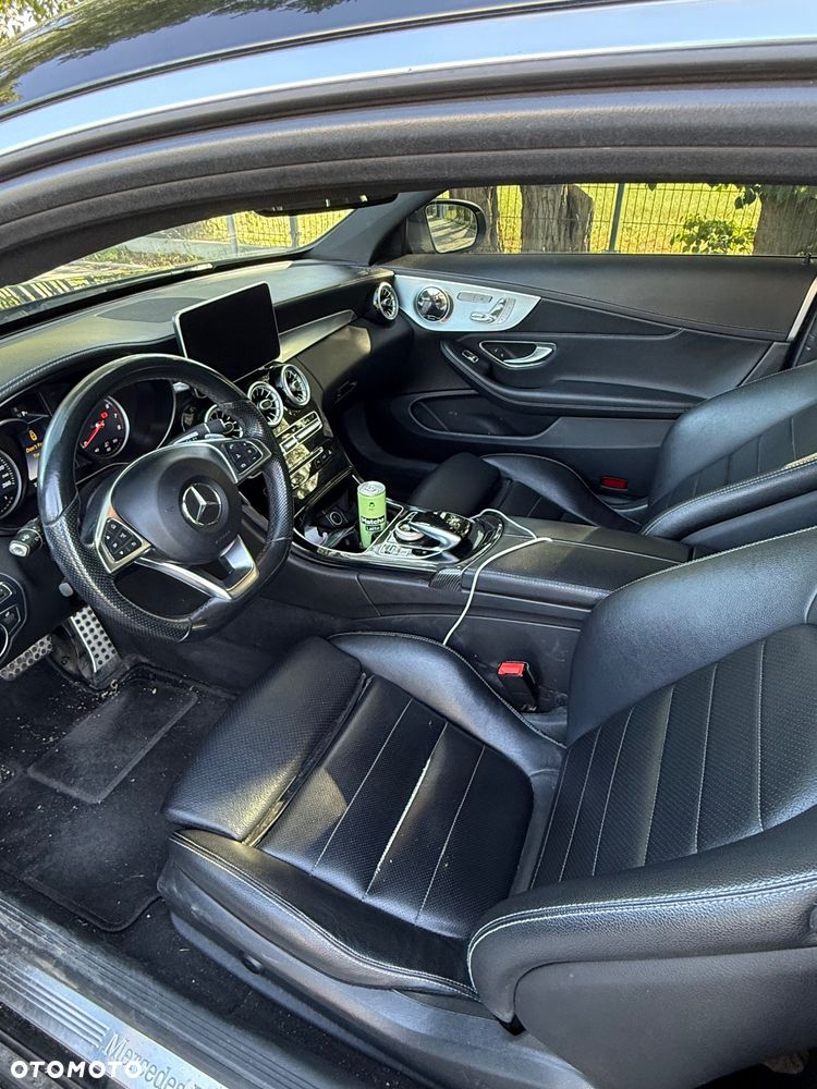 Mercedes-Benz Klasa C 300 9G-TRONIC - 7