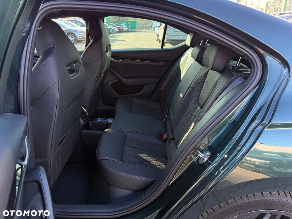 Skoda Octavia 2.0 TSI RS DSG - 12