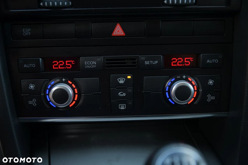 Audi A6 Avant 2.0 TDI - 26