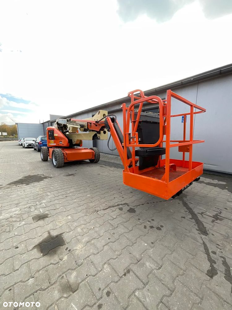 JLG e450AJ - 24