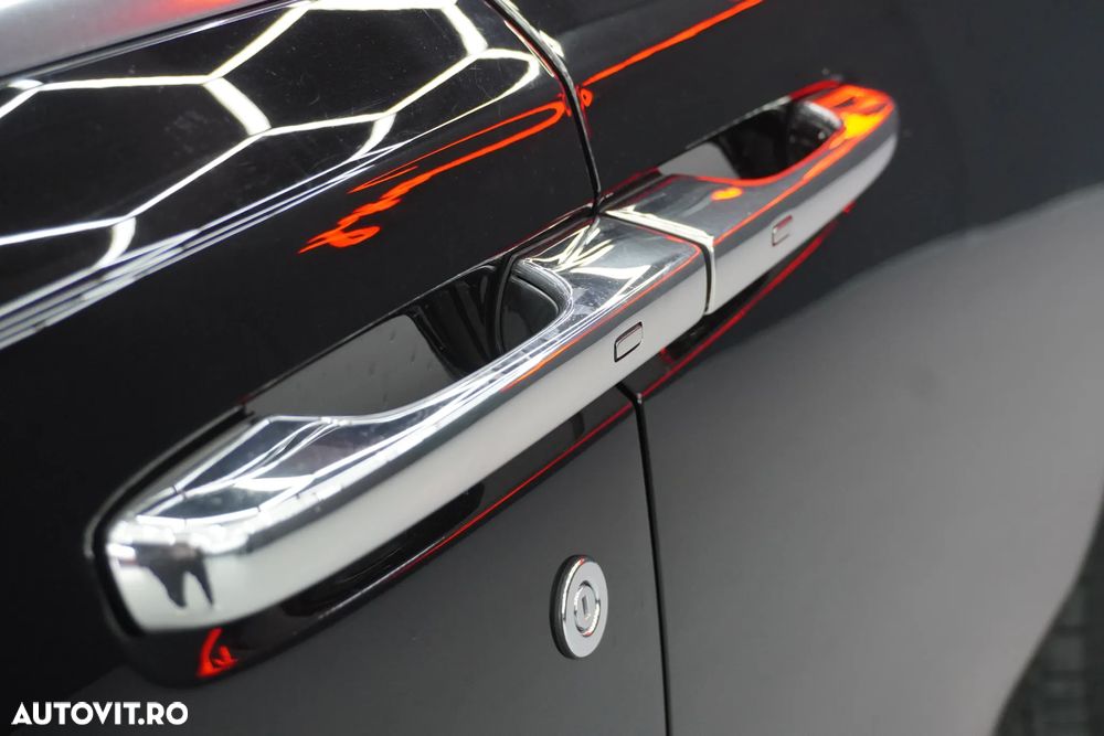Rolls-Royce Ghost - 24