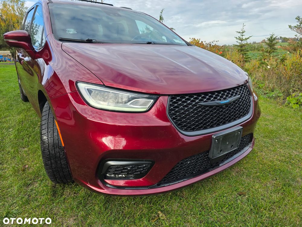 Chrysler Pacifica - 10